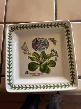 Portmeirion Blue Primrose Square Serving Dish with Green Leaf Border